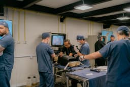 Pós-Graduação em Hérnia Abdominal Mini Invasiva e Robótica